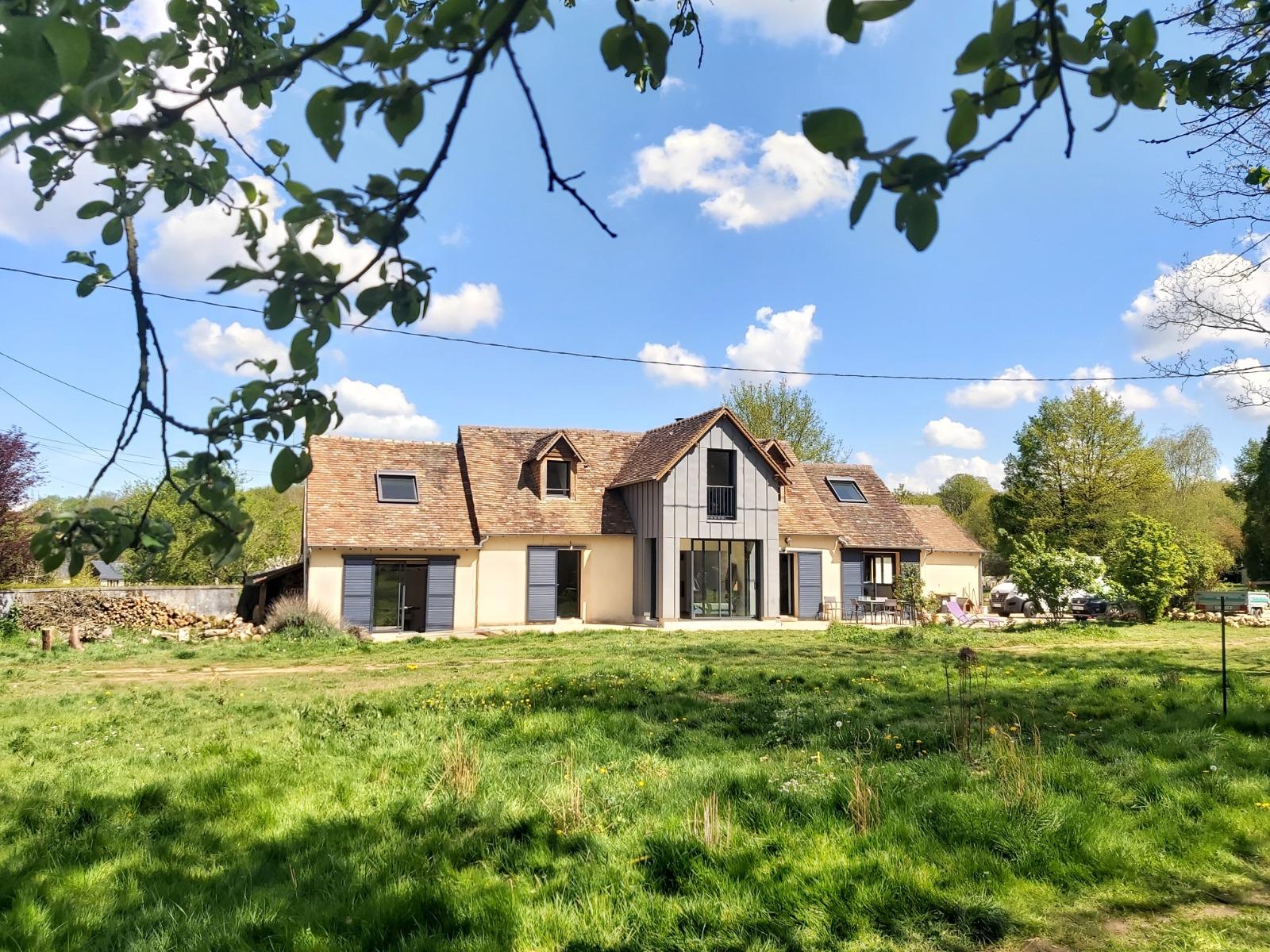 House à Saint-Pavace