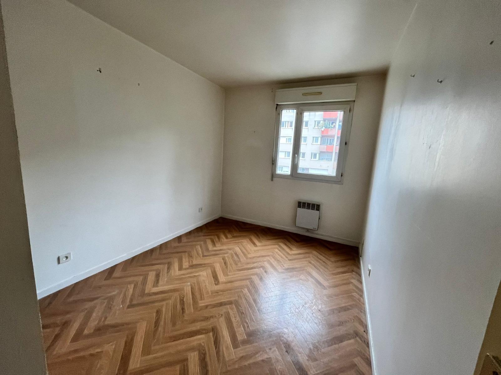 Apartment à Cergy — vignette 9