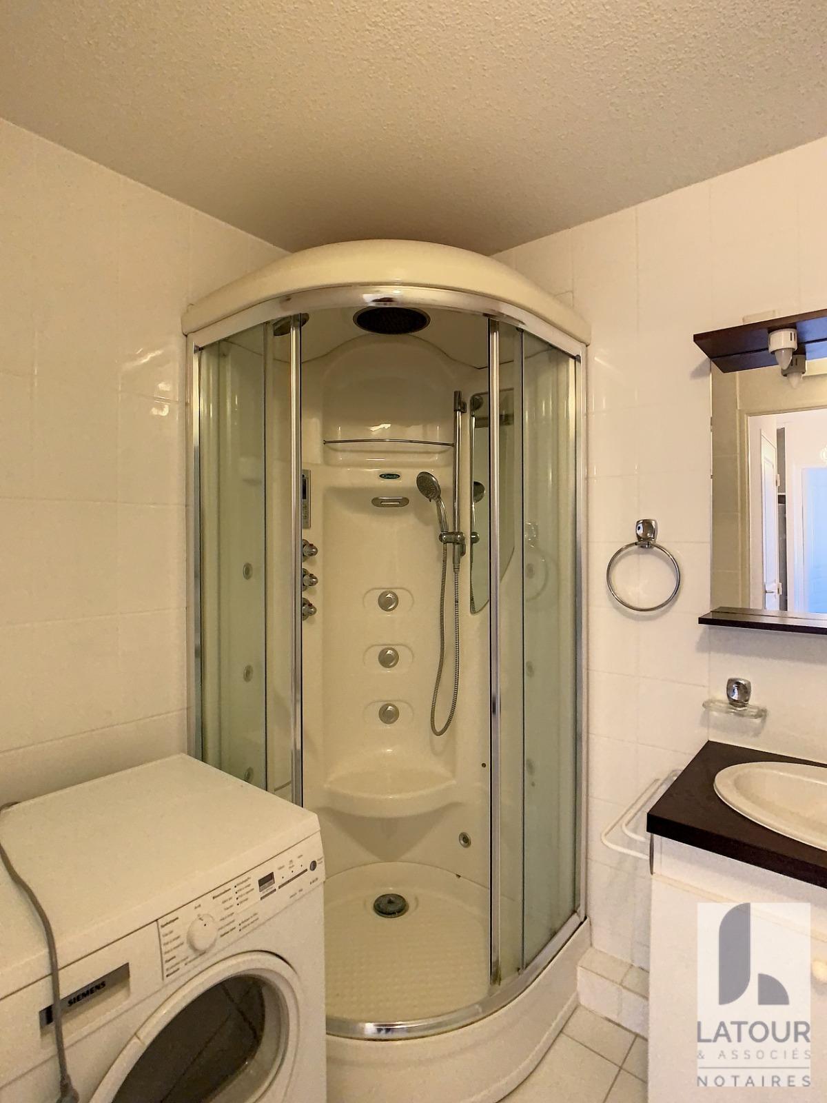 Apartment à Périgueux — vignette 5