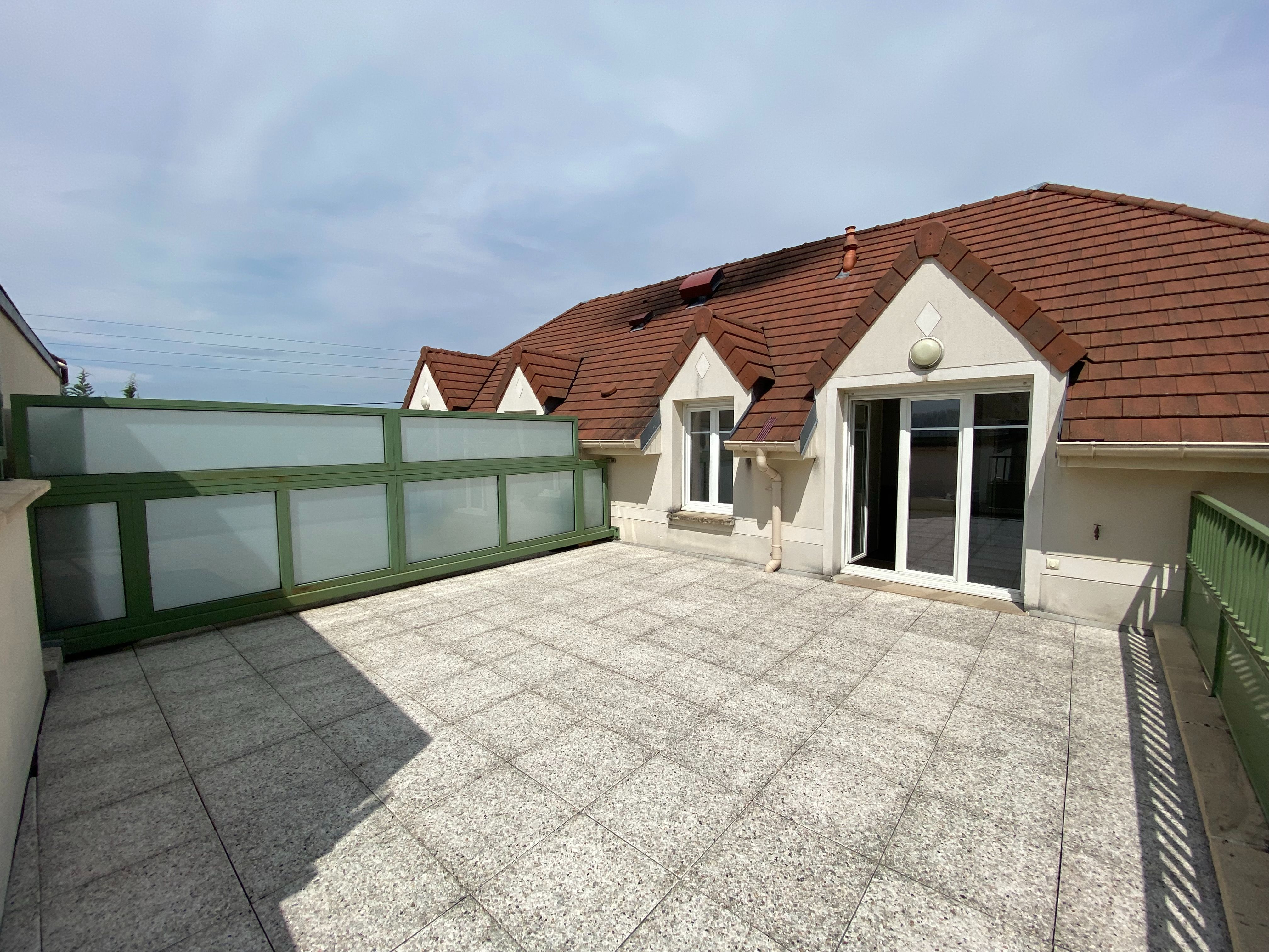Apartment à Persan