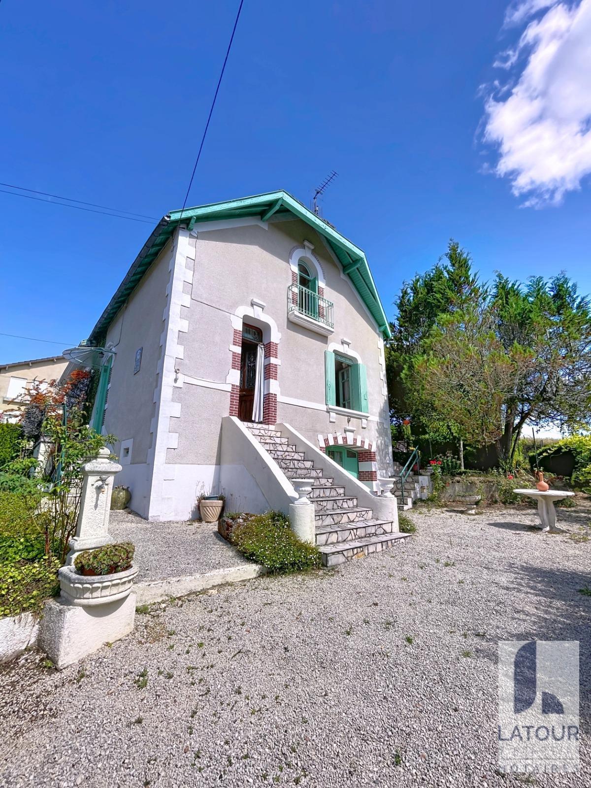 House à Champcevinel — vignette 10