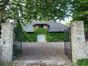 House à Freneuse — vignette 28