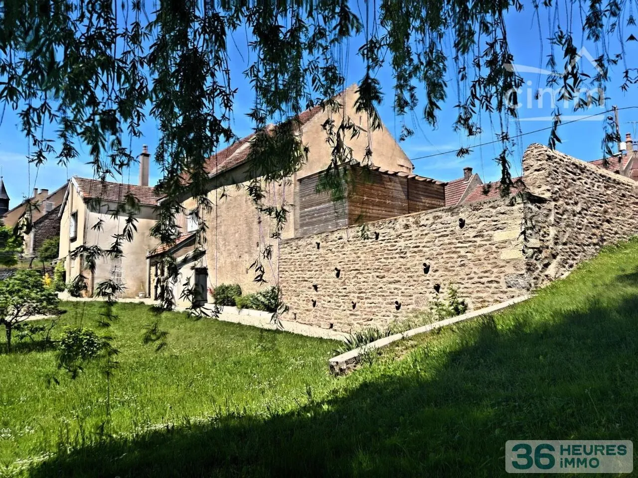 House à Sainte-Magnance