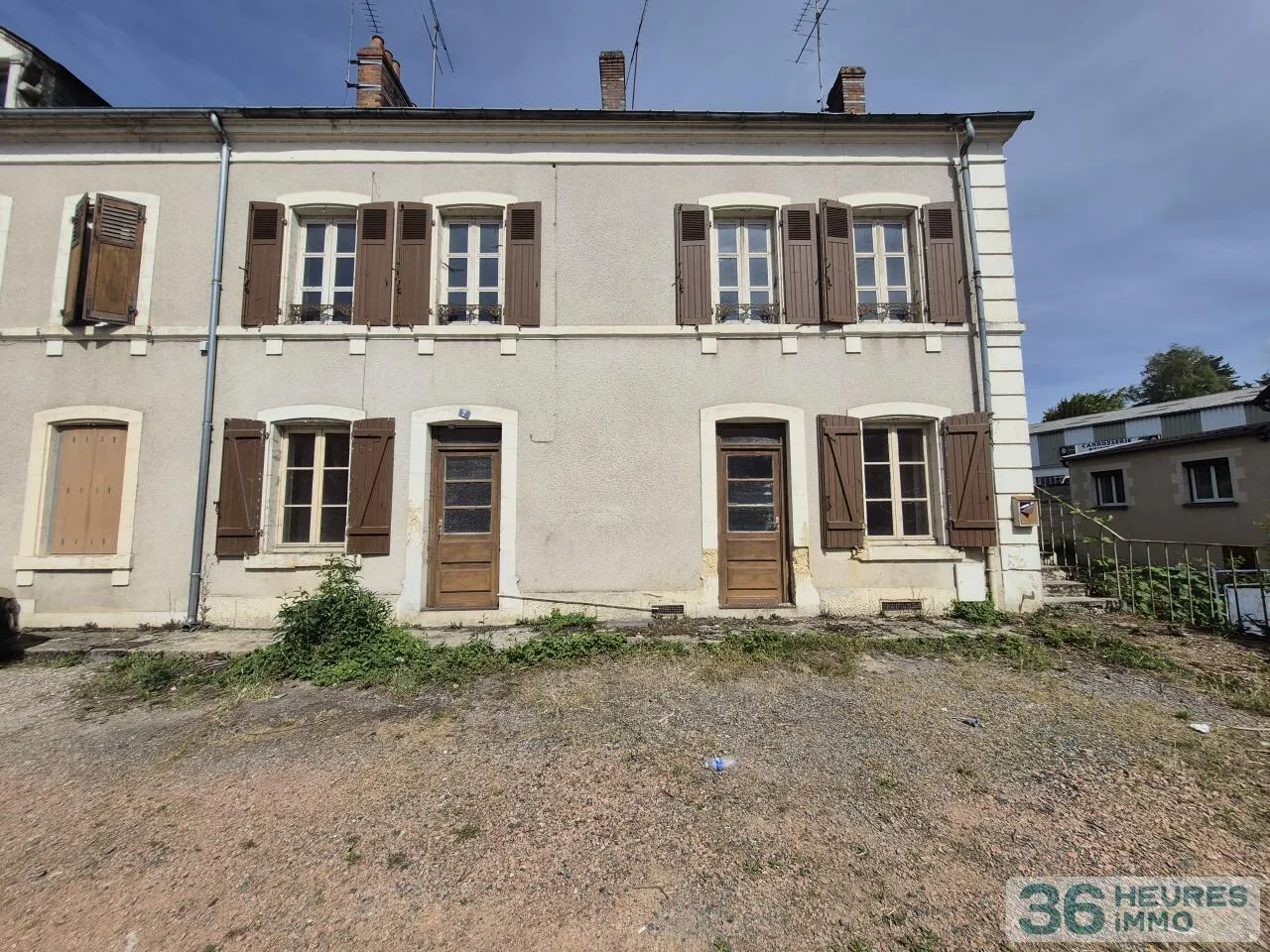 Building à Guérigny