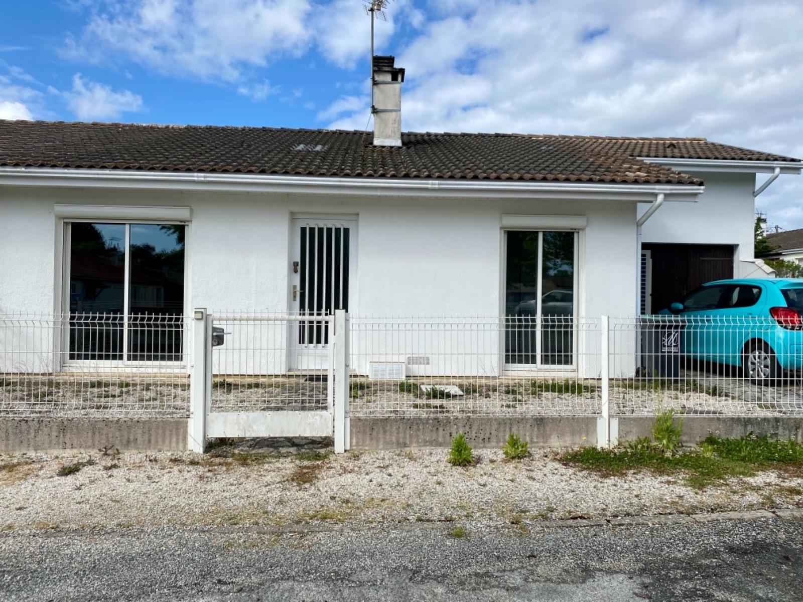 Maison à Léognan