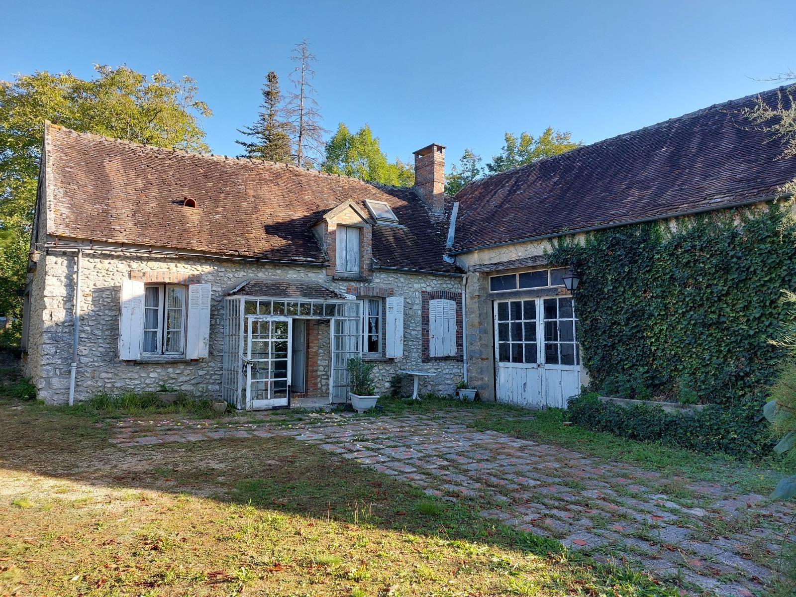 Maison à Montigny-Lencoup