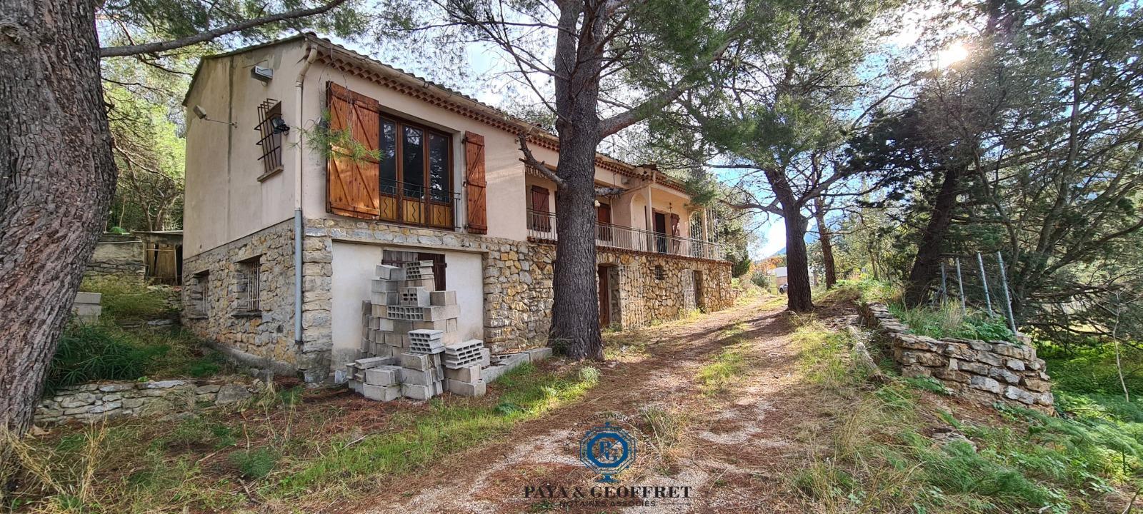 Maison à Le Revest-les-Eaux