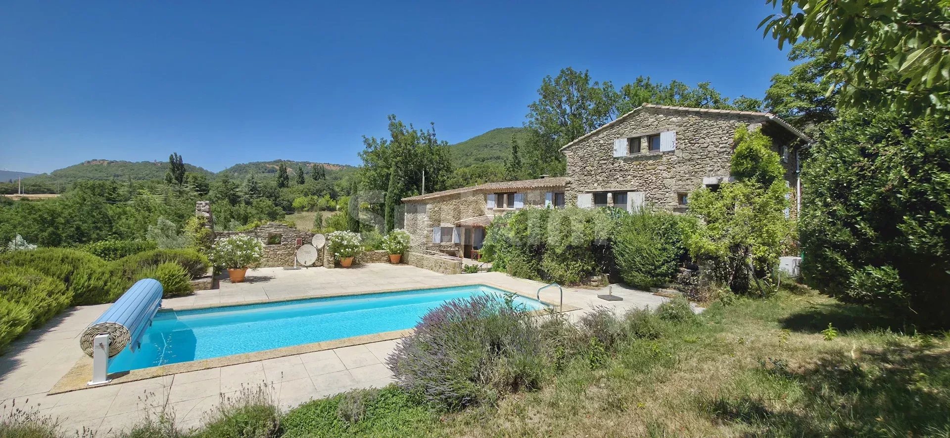 Maison à Roynac