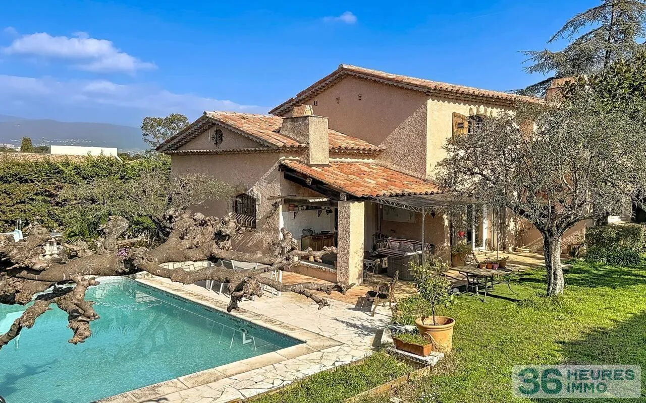Maison à La Roquette-sur-Siagne