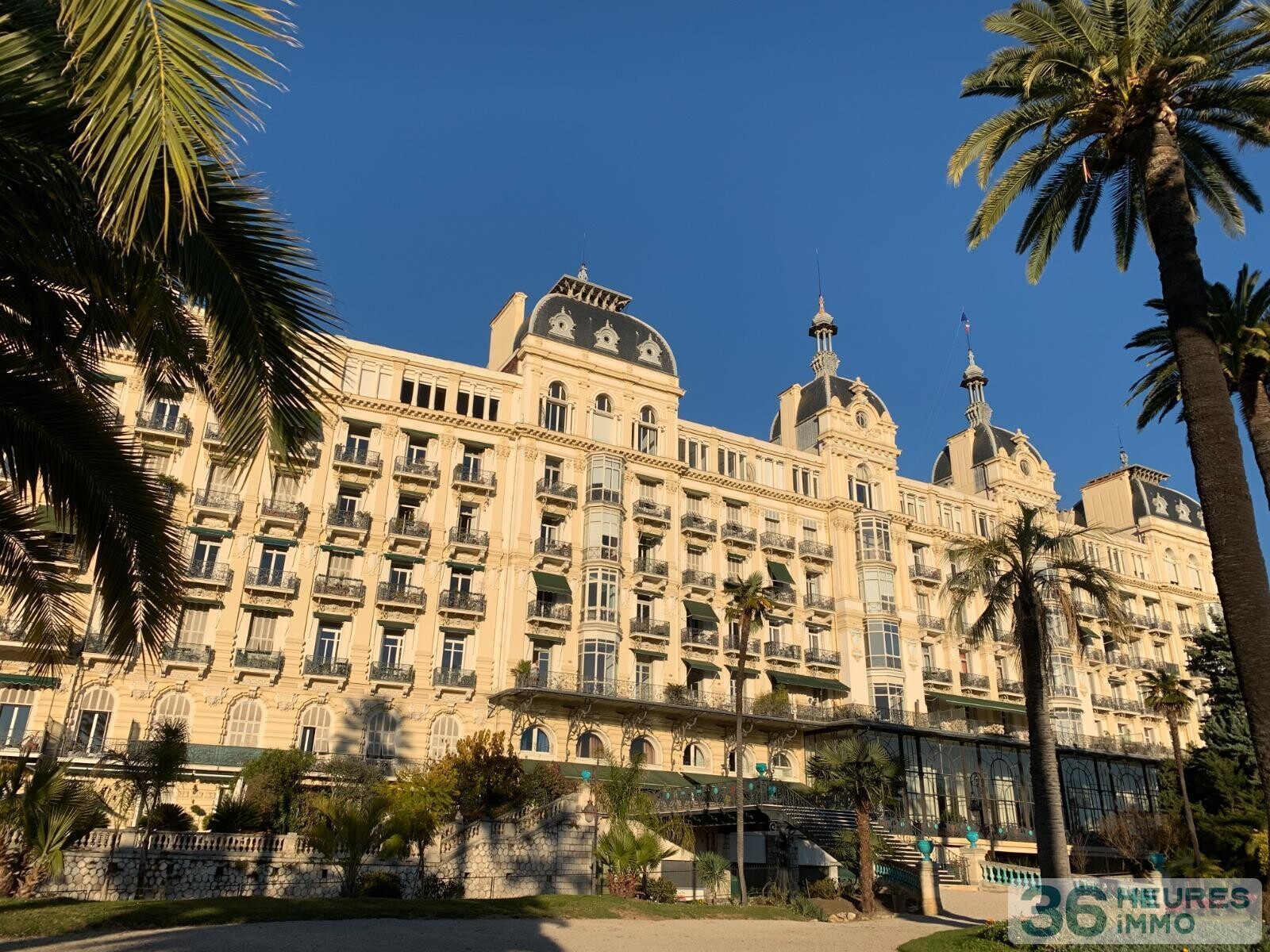 Appartement 5ème étage Régina. Vue mer