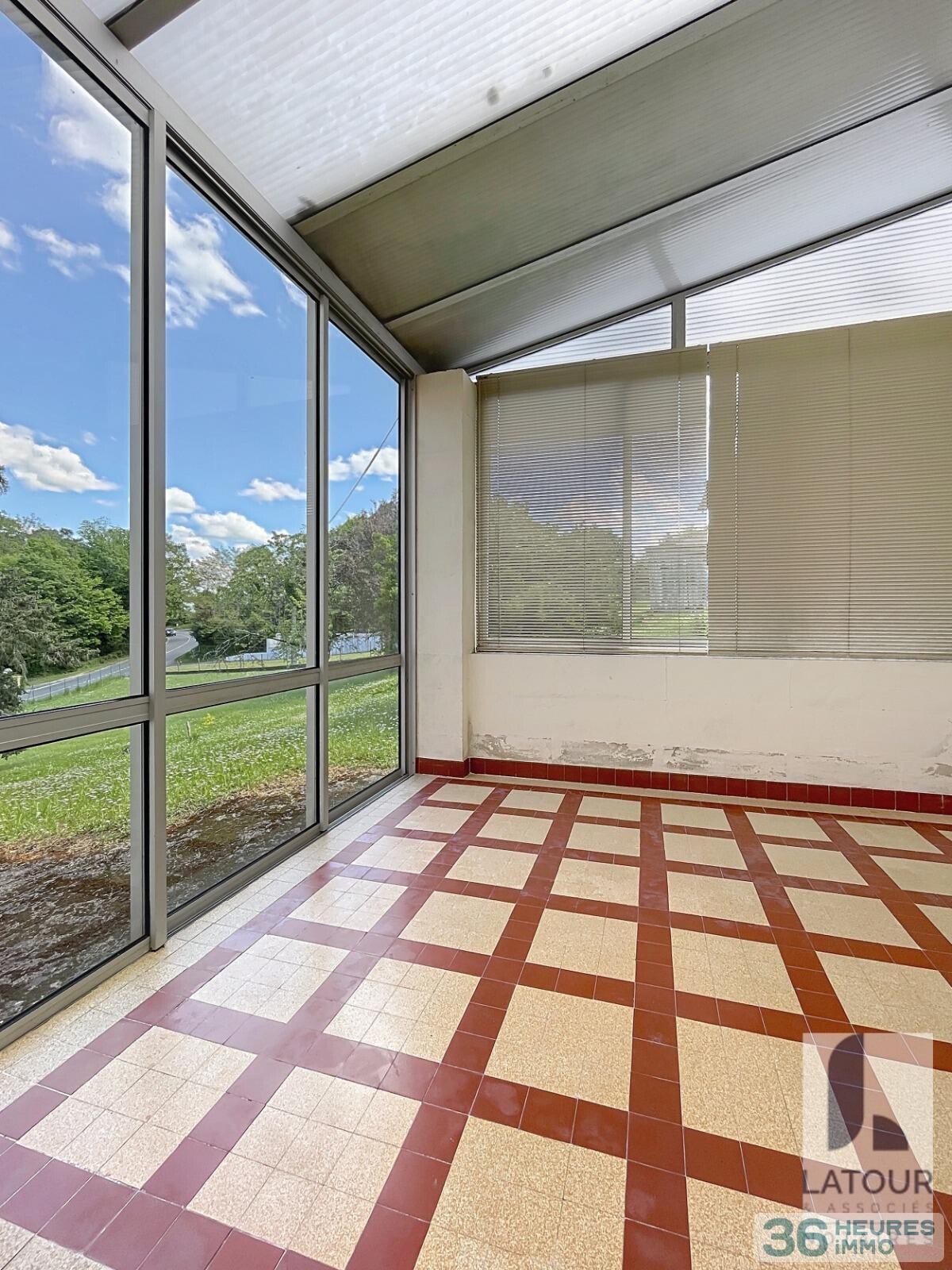 Maison avec jardin et garage - COULOUNIEIX-CHAMIERS