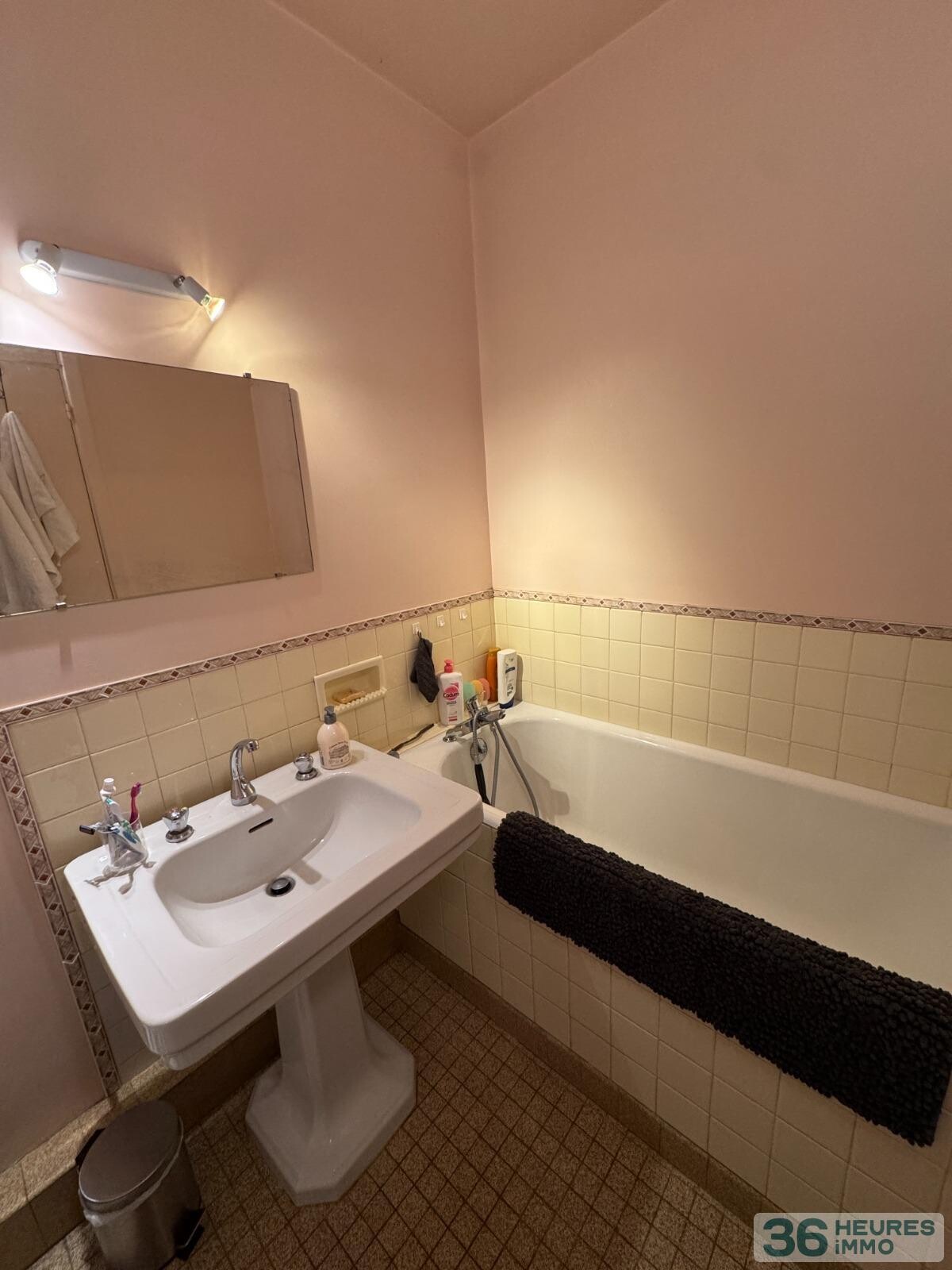 Appartement avec balcon résidence à 5mn de la gare