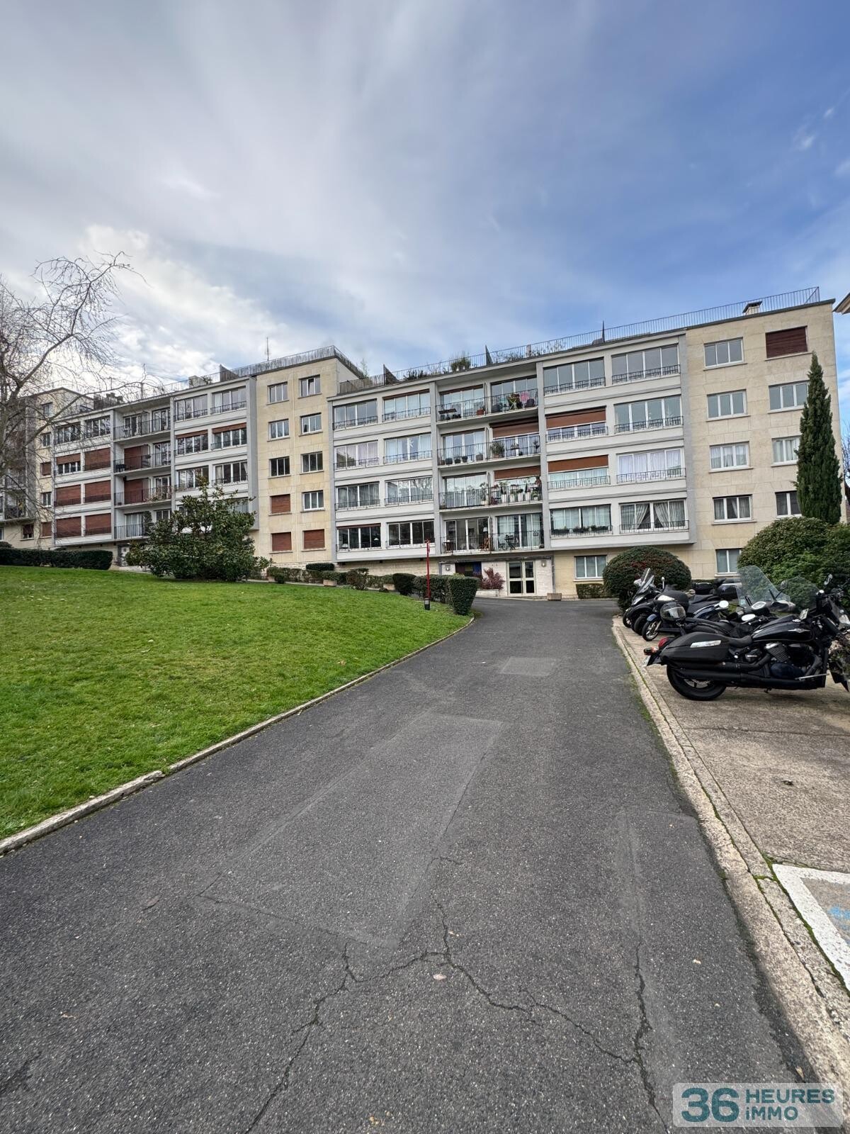 Appartement avec balcon résidence à 5mn de la gare