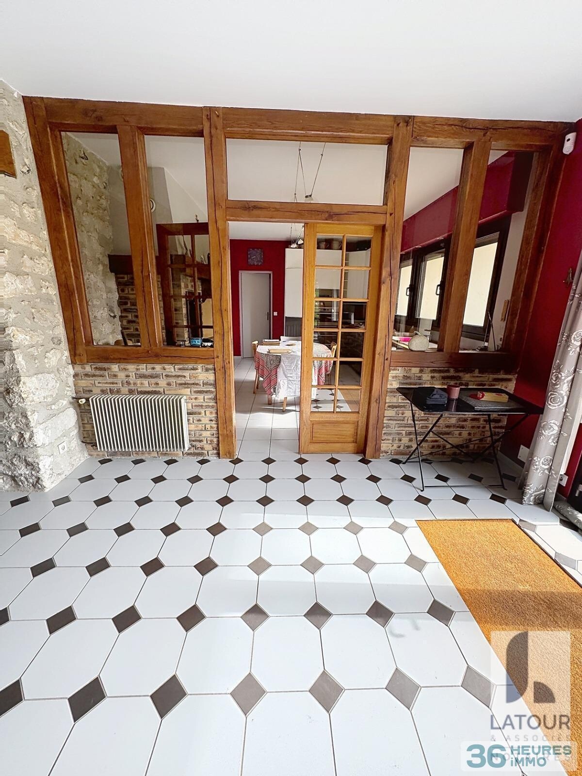 Belle propriété sur terrain de 5783 m2 avec piscine