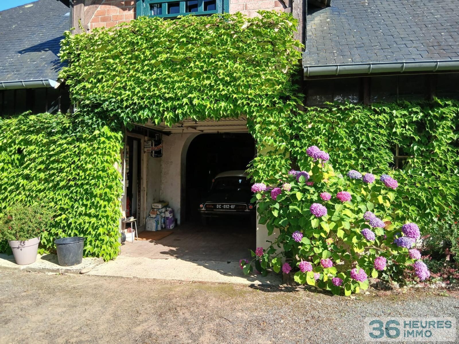 Belle propriété sur terrain de 5783 m2 avec piscine