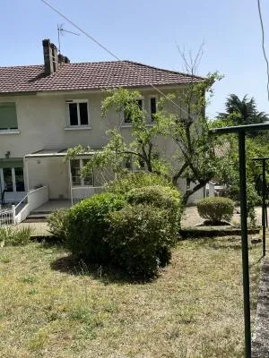 VENTE INTERACTIVE – Maison familiale 4 chambres avec jardin et garage à Trélissac