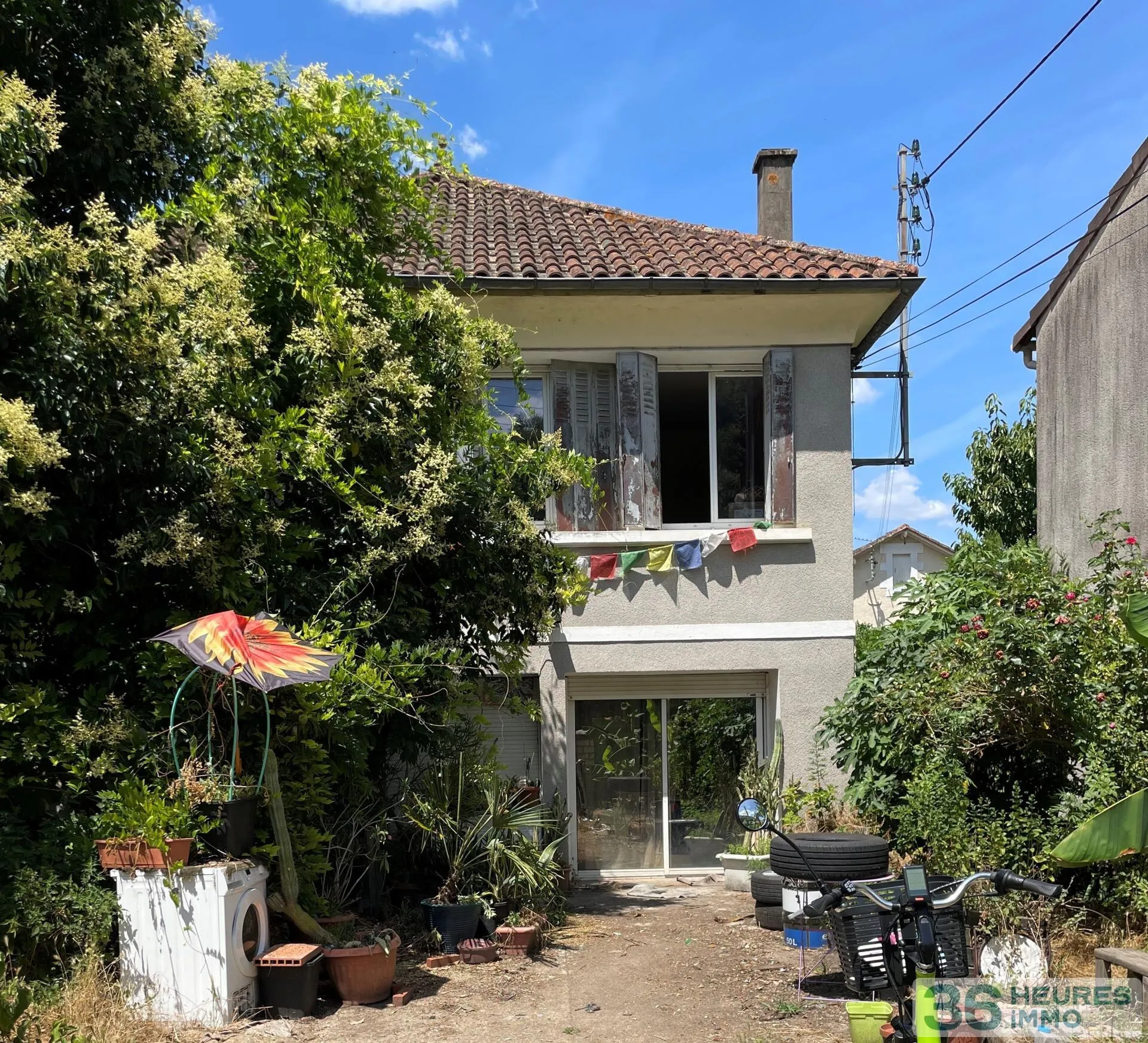 PÉRIGUEUX – Maison individuelle à rénover avec jardin, au calme, en bord de voie verte